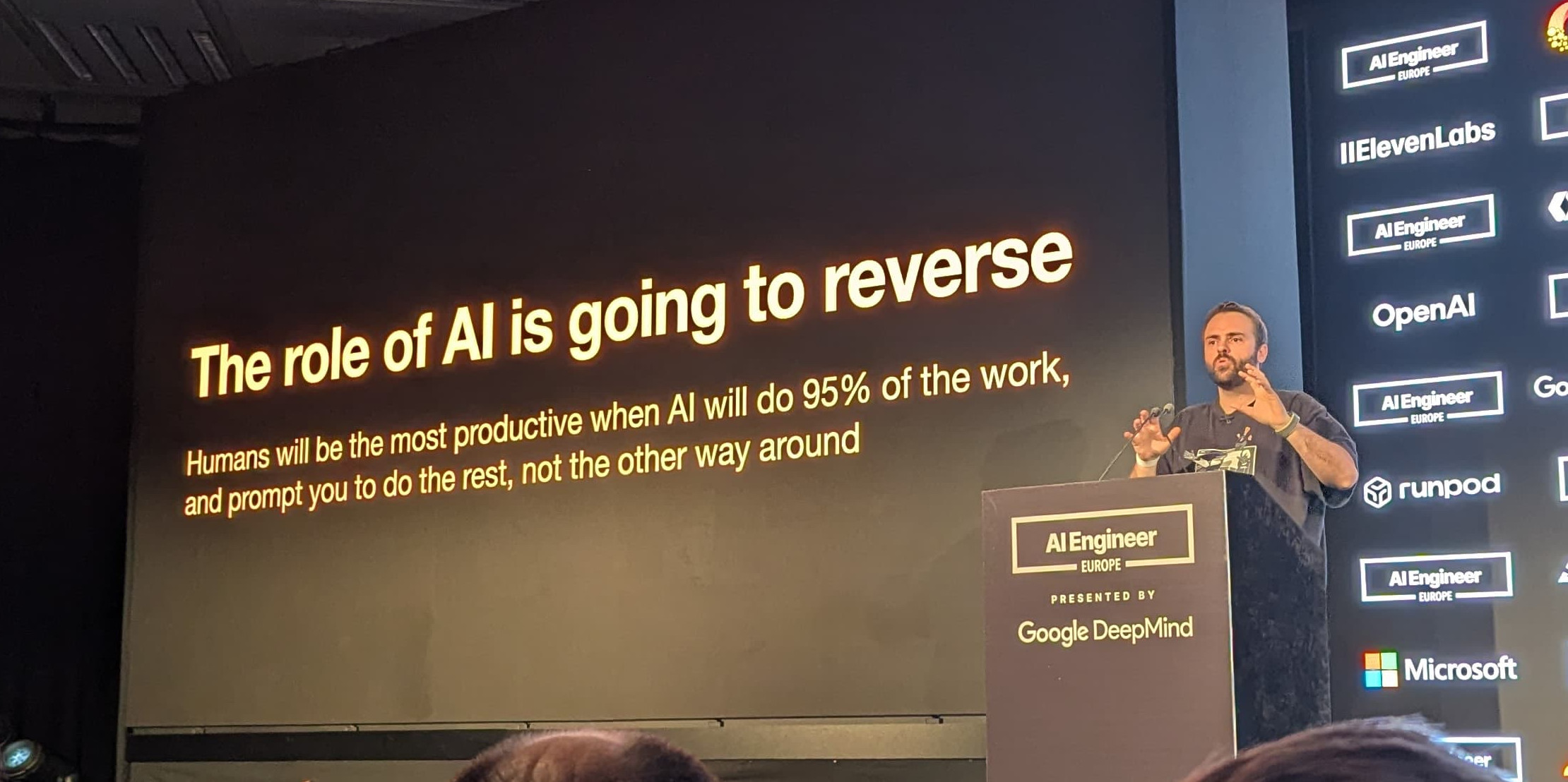 Photo of Kitze speaking